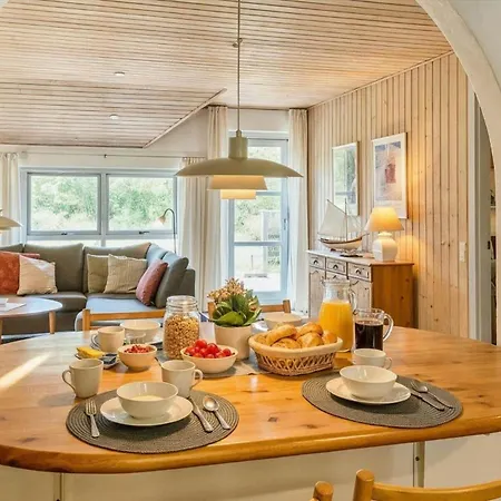 Ve095-vejers-strand-spaettevej-13 Holiday home *